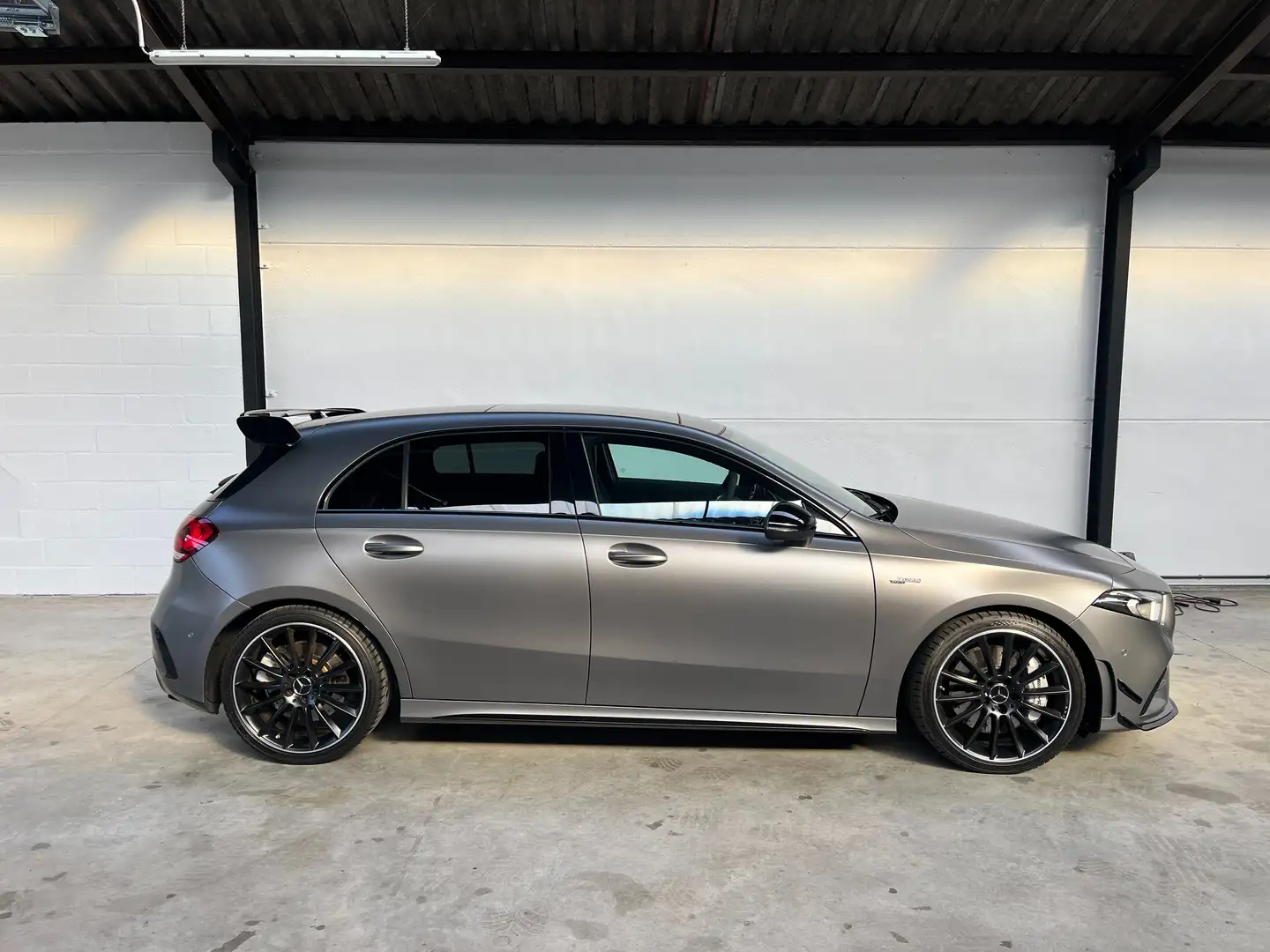 Mercedes-Benz A 35 AMG A 35 AMG 4-Matic (EU6AP) Gris - 2