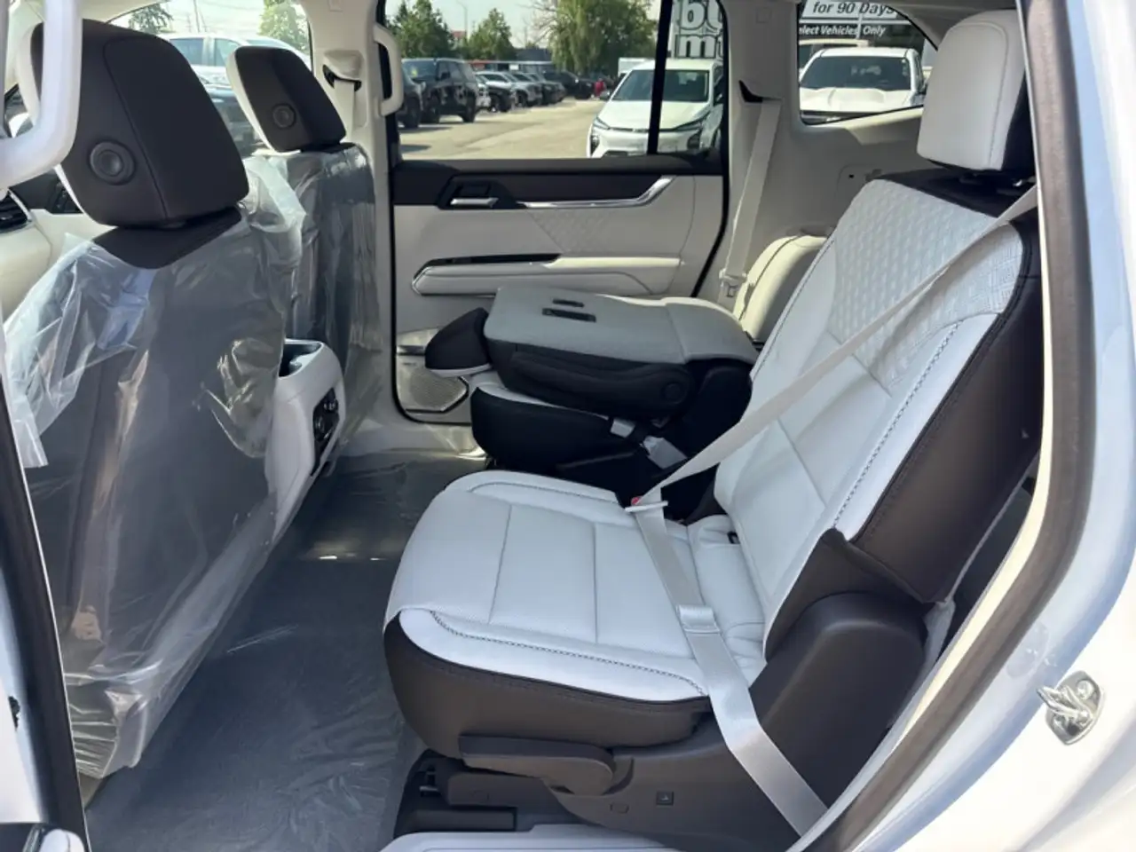 GMC Acadia снимка GMC Acadia