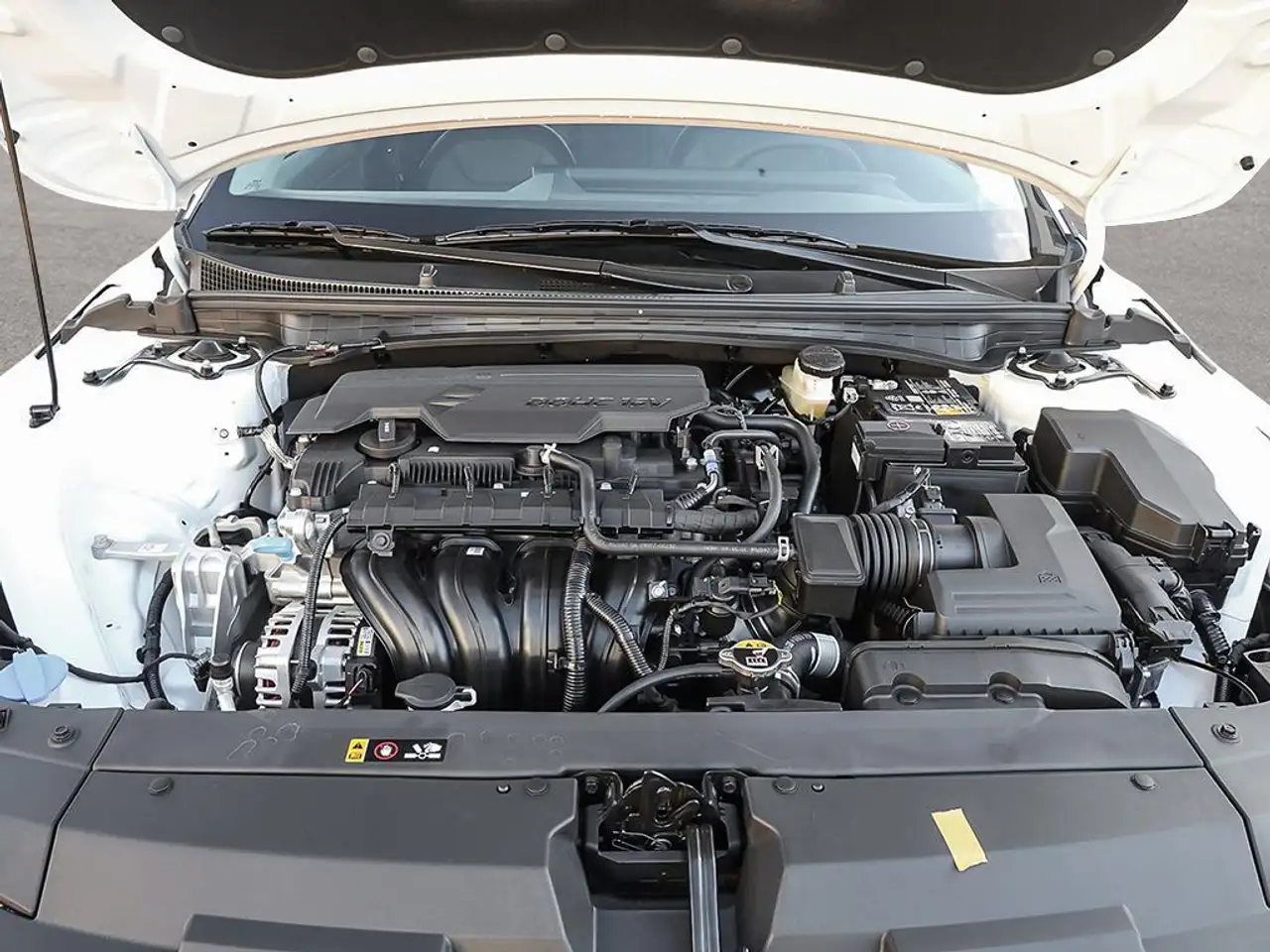 Kia K4 снимка Kia K4