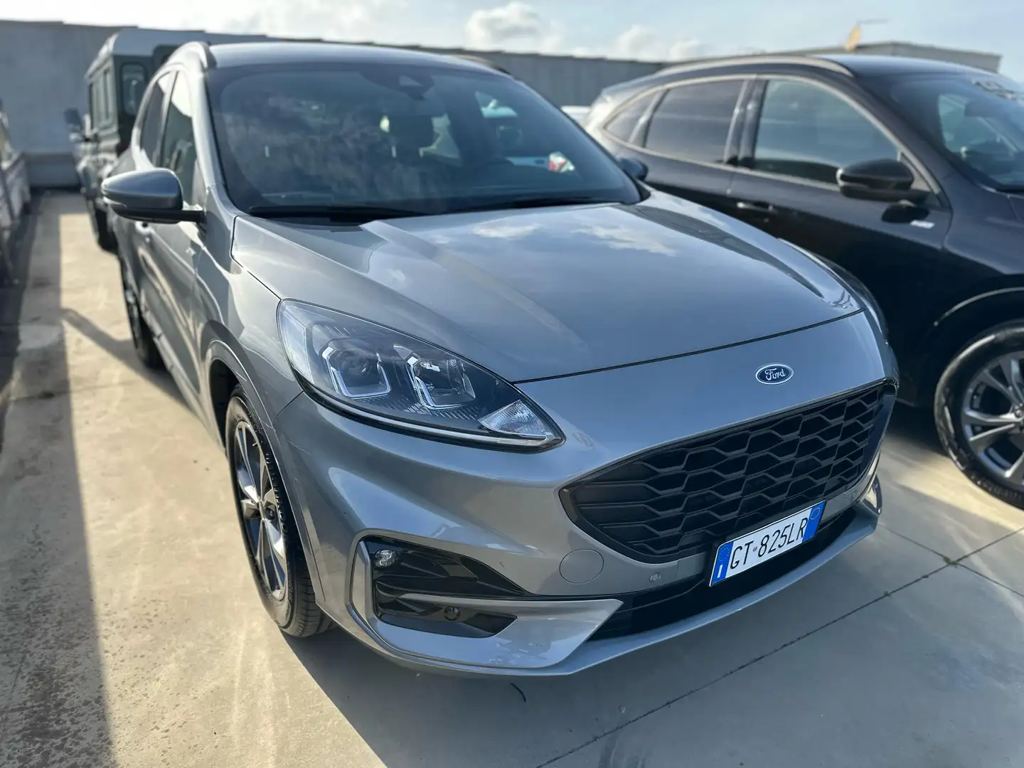 Ford Kuga Kuga 2.0 ecoblue ST-Line Design awd 120cv auto Grigio - 1