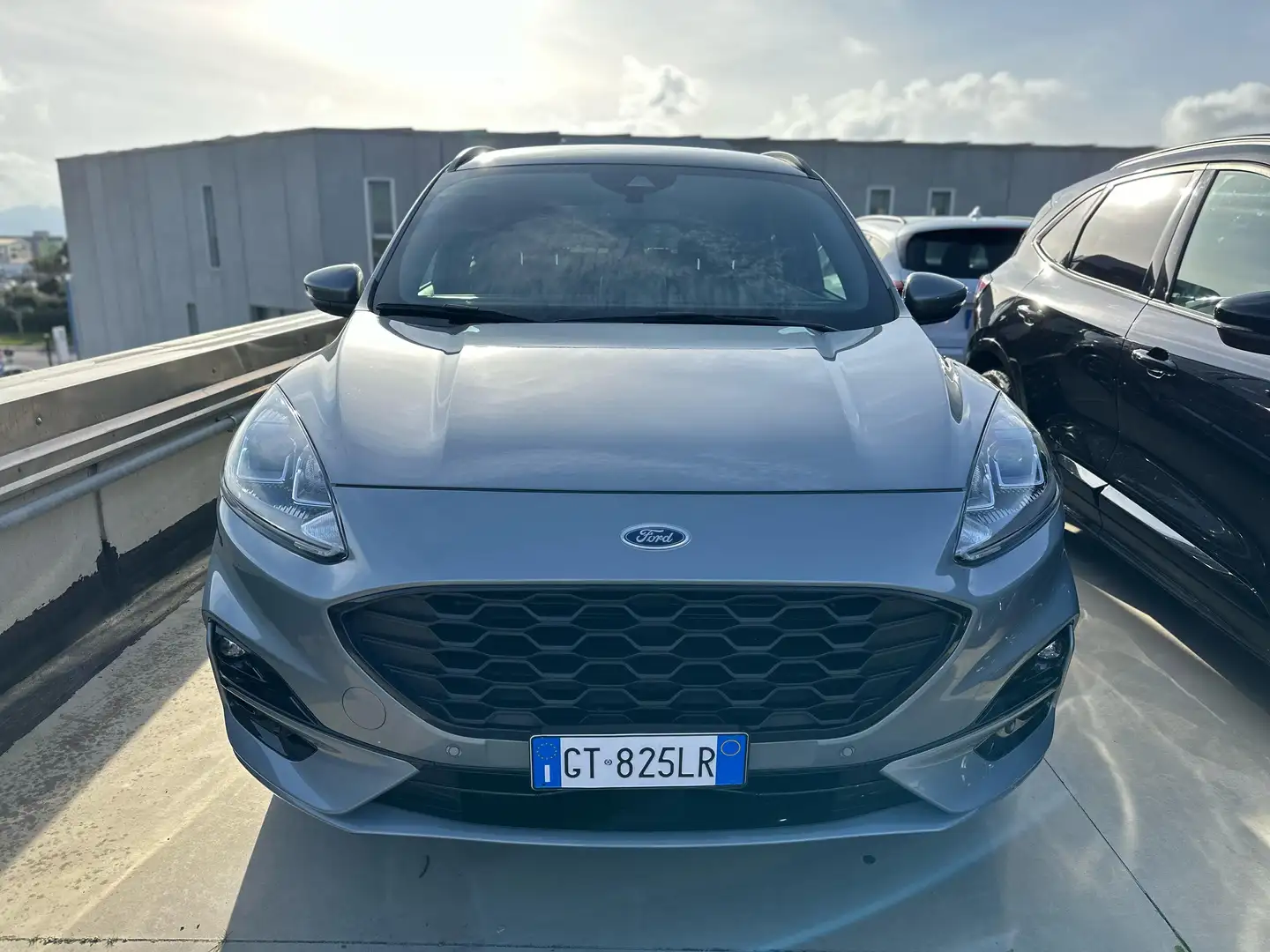 Ford Kuga Kuga 2.0 ecoblue ST-Line Design awd 120cv auto Grigio - 2
