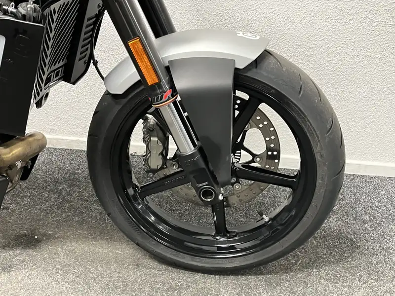 Husqvarna Vitpilen - foto 5