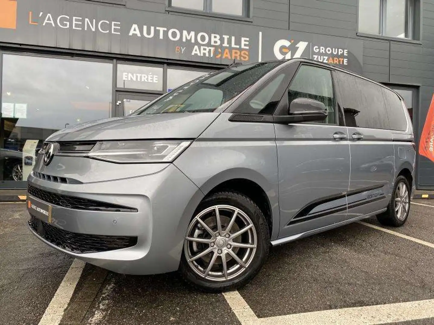 Volkswagen T7 Multivan EDITION Grijs - 2