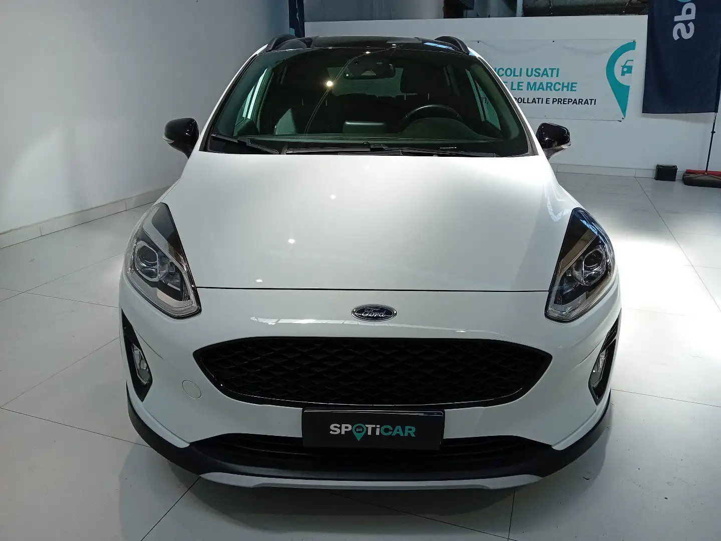Ford Fiesta Active 1.0 EcoBoost Hybrid 125 CV Wit - 2