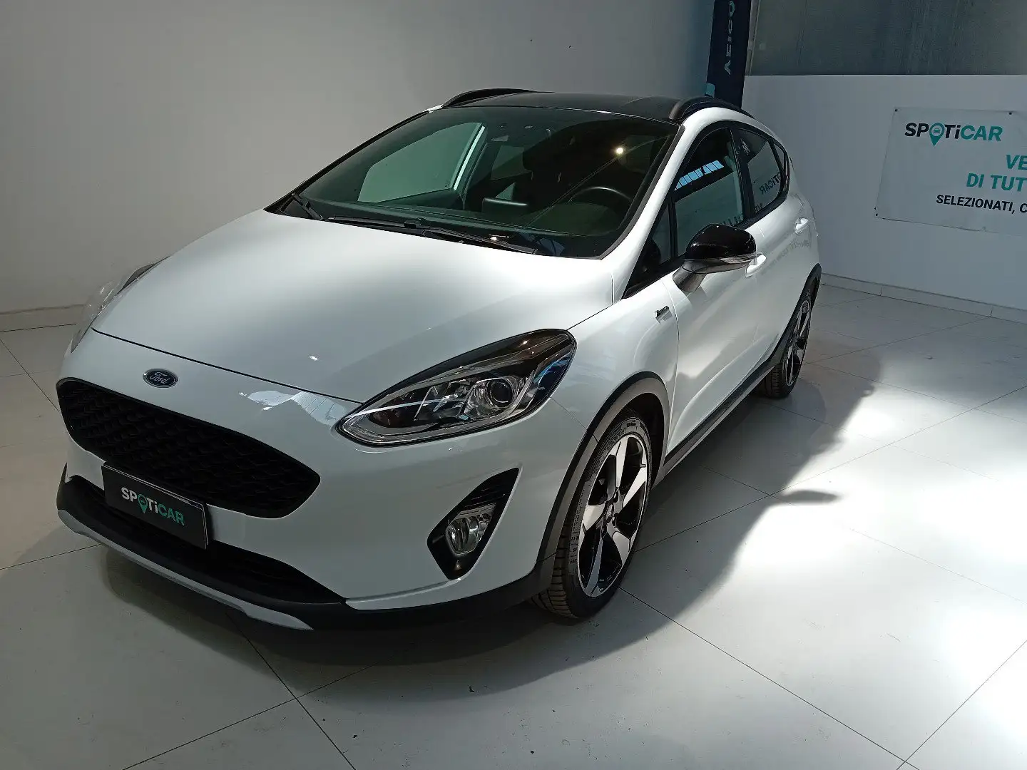 Ford Fiesta Active 1.0 EcoBoost Hybrid 125 CV Wit - 1