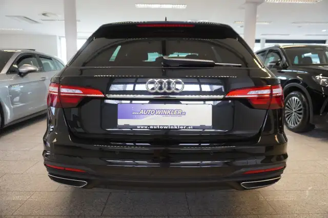 Audi A4 Avant view 6