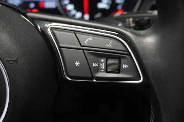 Audi A4 Avant view 13