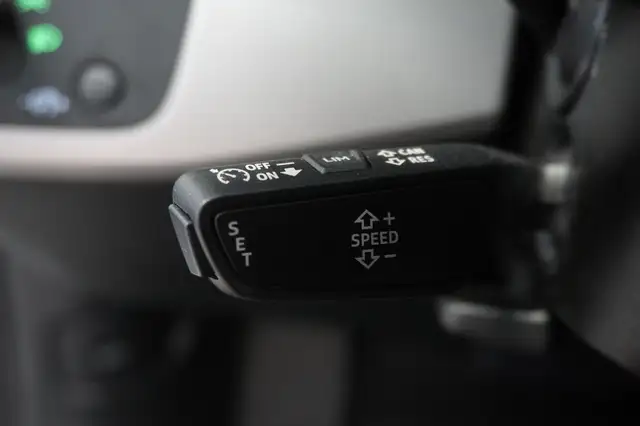 Audi A4 Avant view 15