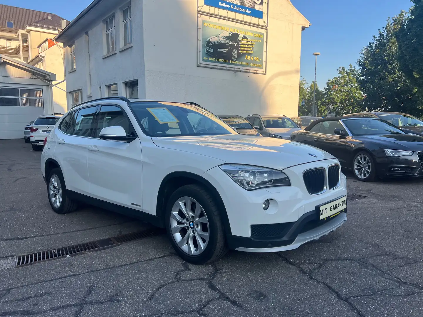 BMW X1 18 i sDrive Blanc - 1