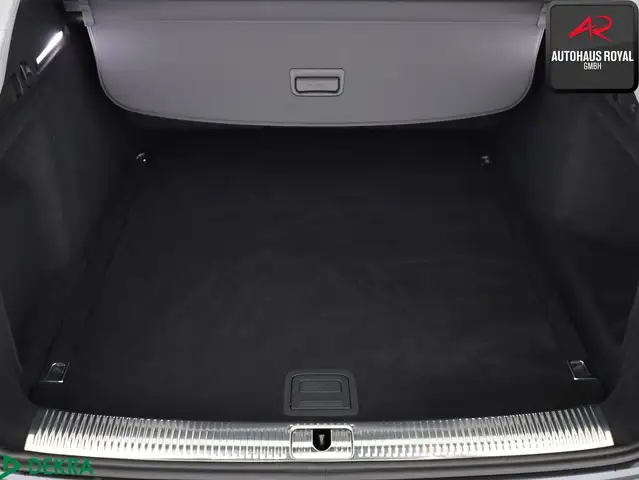 Audi A4 view 13