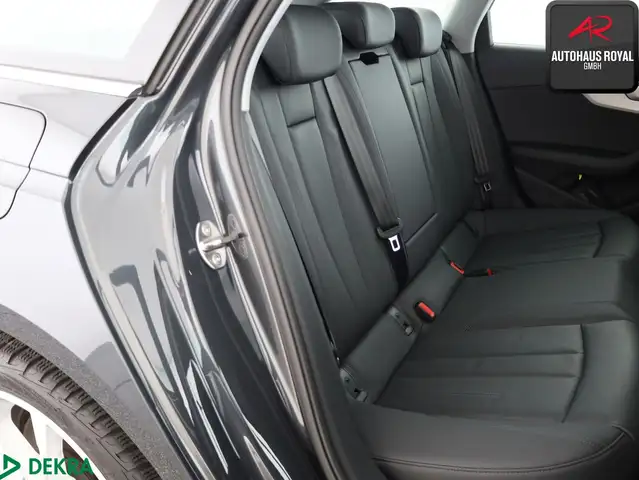 Audi A4 view 12