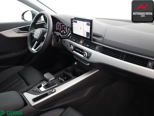 Audi A4 view 10