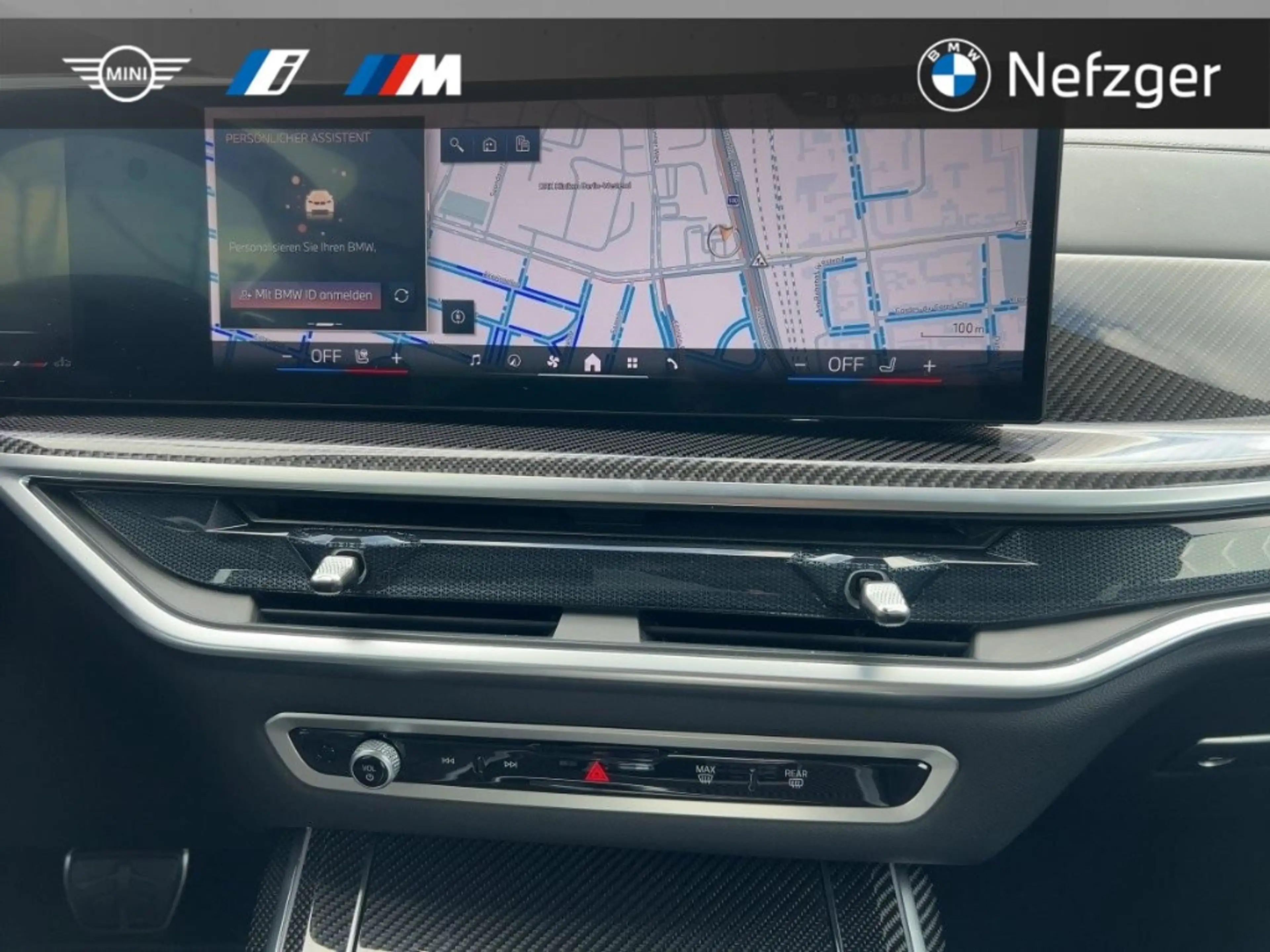 BMW X7 xDrive40i M Paket Pro LED AHK H&K Pano Soft-Close — photo 11
