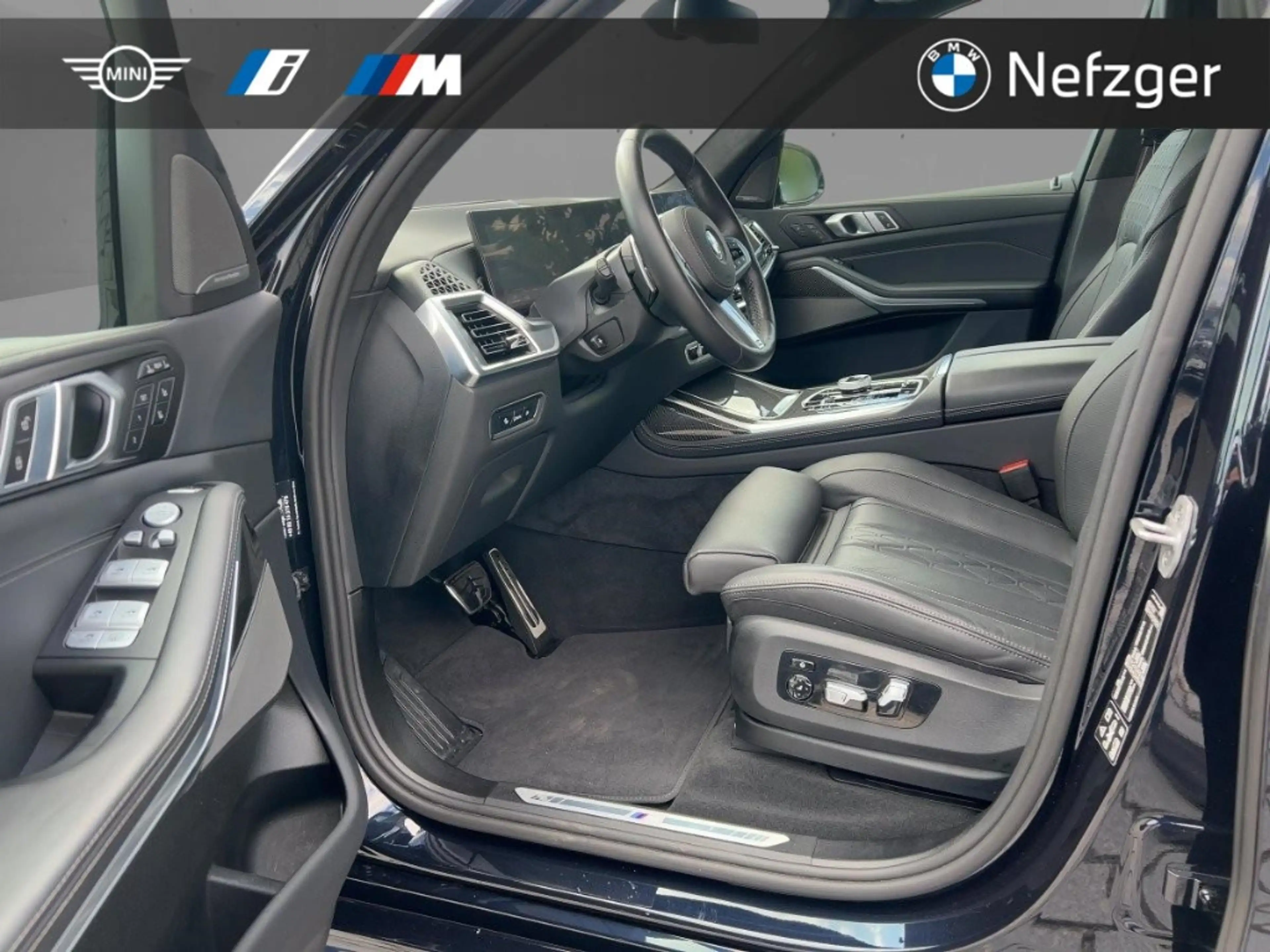 BMW X7 xDrive40i M Paket Pro LED AHK H&K Pano Soft-Close — photo 7