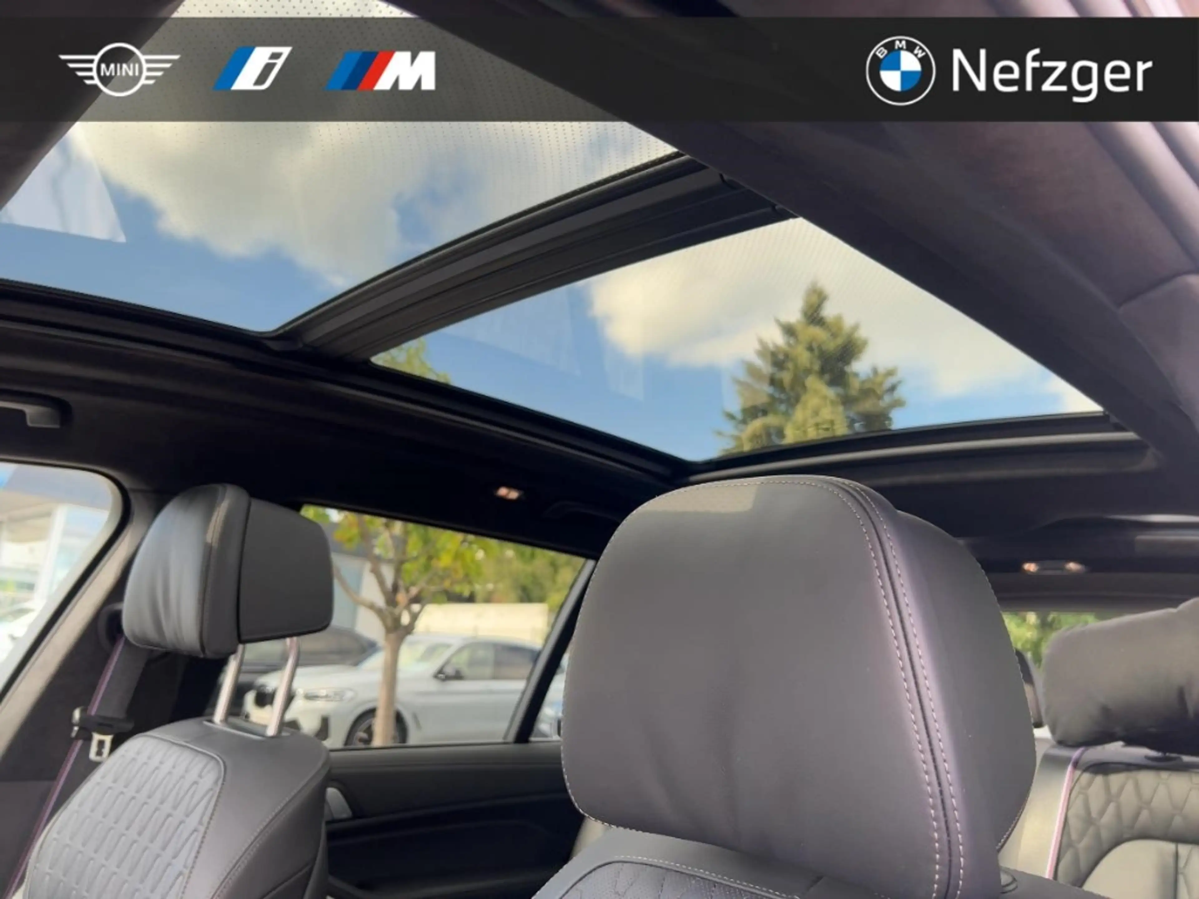BMW X7 xDrive40i M Paket Pro LED AHK H&K Pano Soft-Close — photo 14