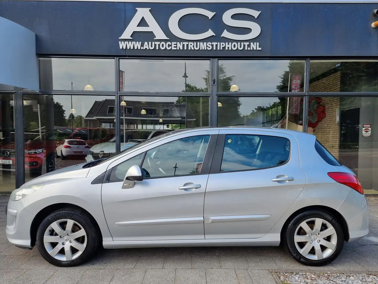 Peugeot 308 1.6 VTi XT INRUIL KOOPJE super mooi, zonder garant Gris - 2