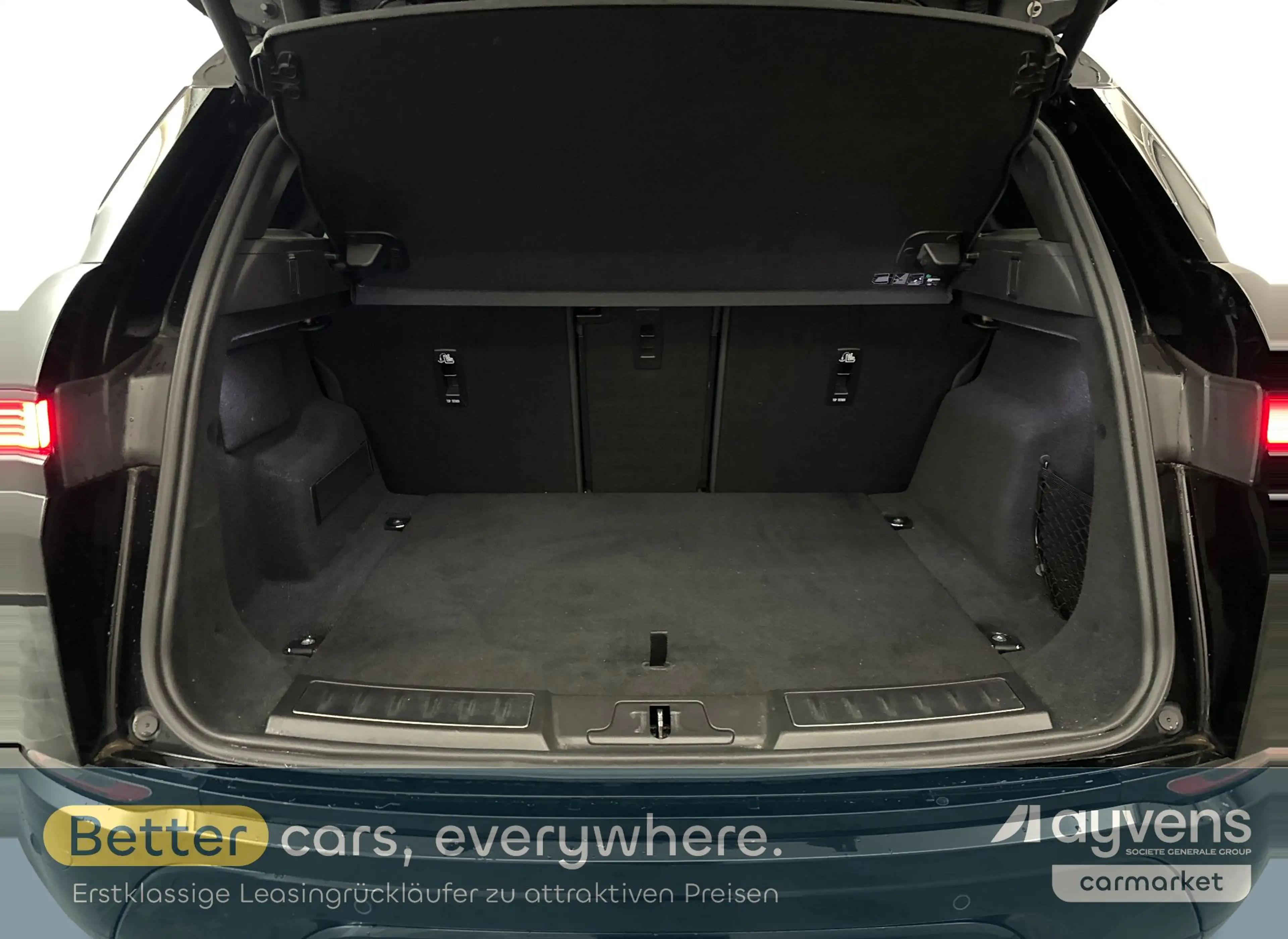 Land Rover Range Rover Evoque P300 — photo 6