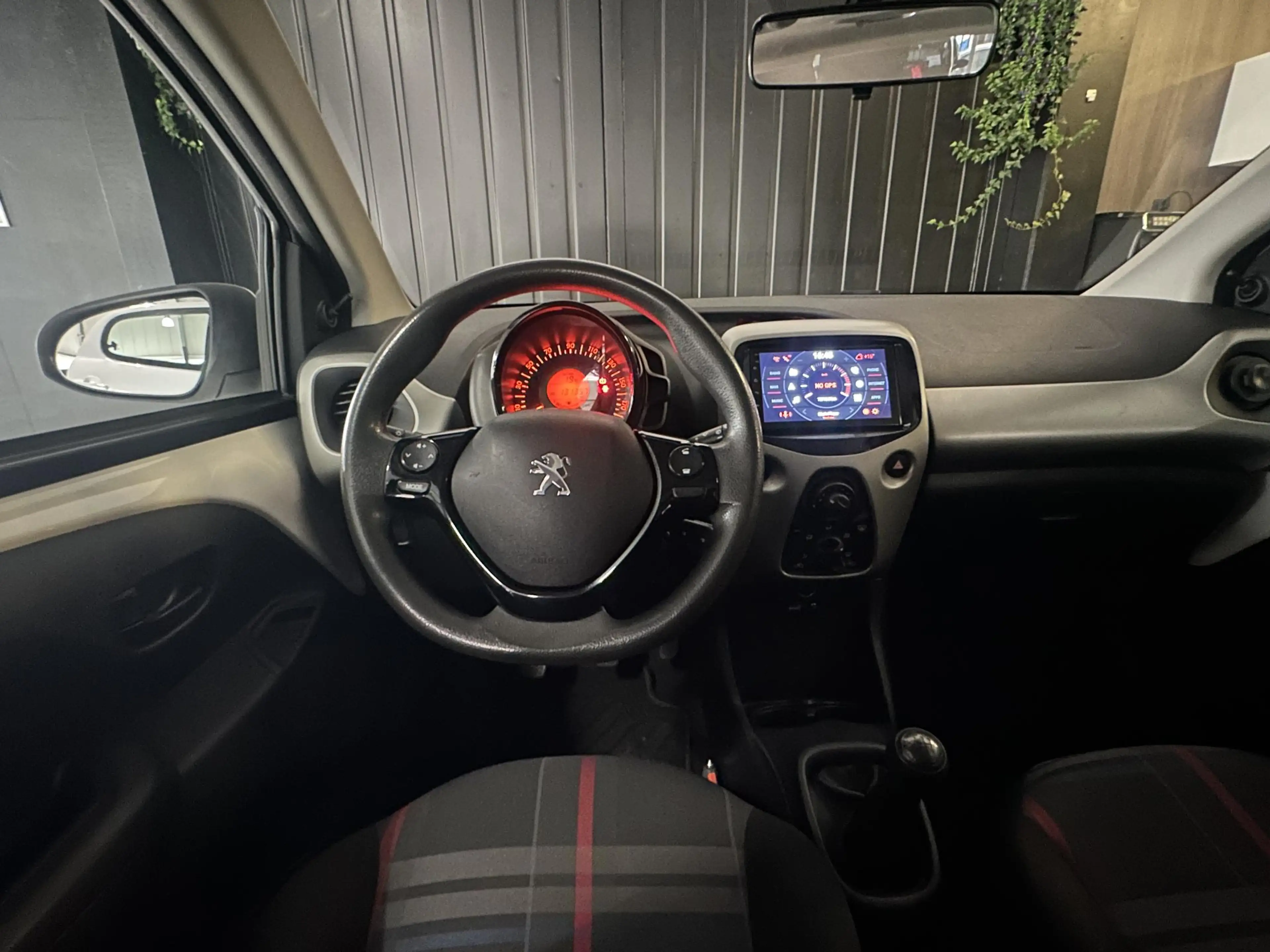 Peugeot 108 1.0 e-VTi Active | Airco | Navigatie Scherm | elek — photo 10