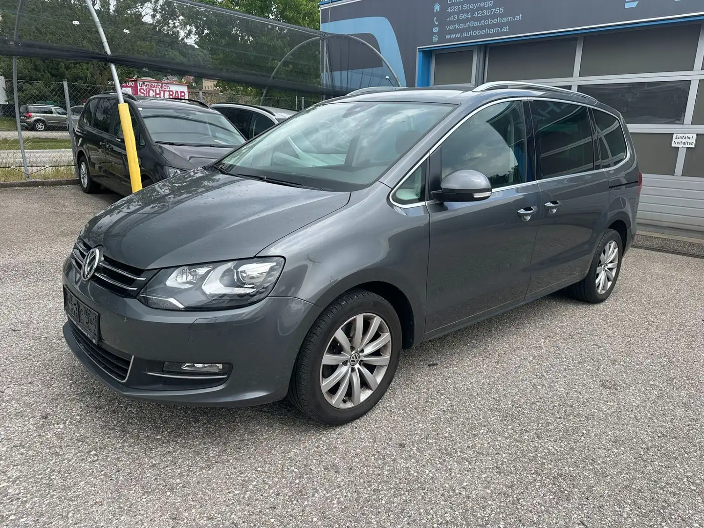 Volkswagen Sharan Business+ 1,4 TSI ACC-Teilleder-Kamera Grau - 1