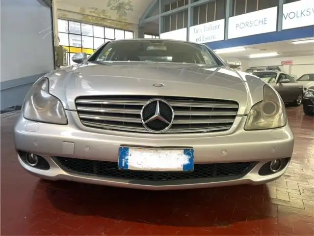 Mercedes-Benz CLS 500 CLS 500 V8