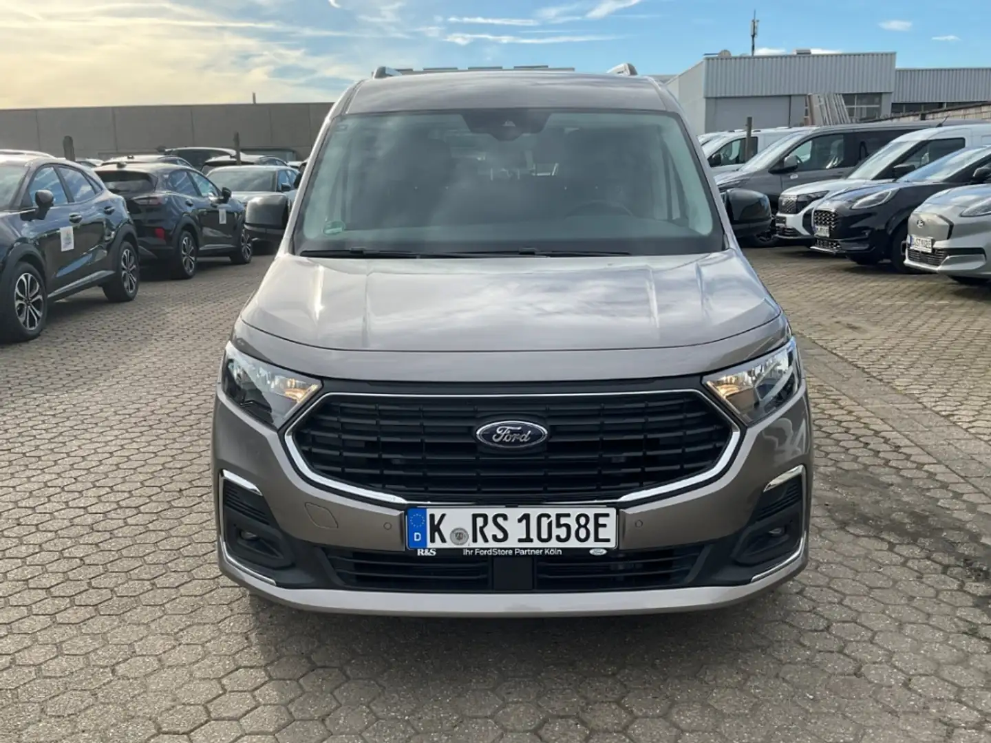 Ford Tourneo Connect PHEV Titanium+Kamera+KeyFree Silber - 2