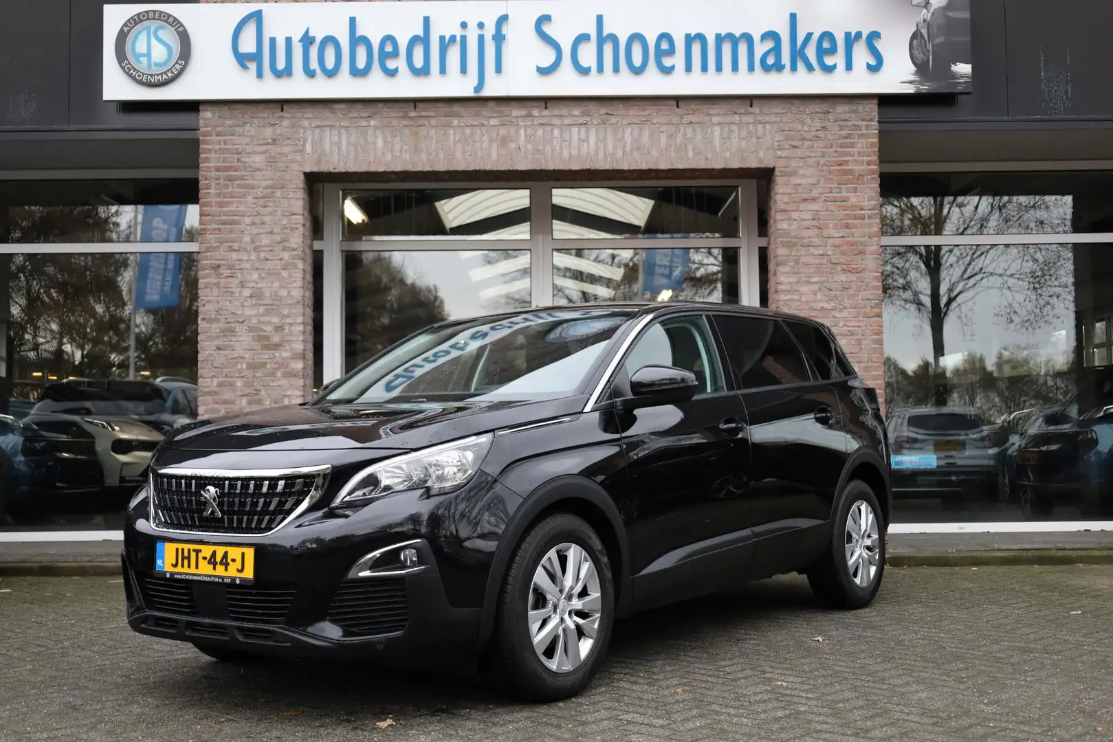 Peugeot 5008 1.2 PureTech 7-ZITTER! CARPLAY HALF-LEER CRUISE VO Schwarz - 1