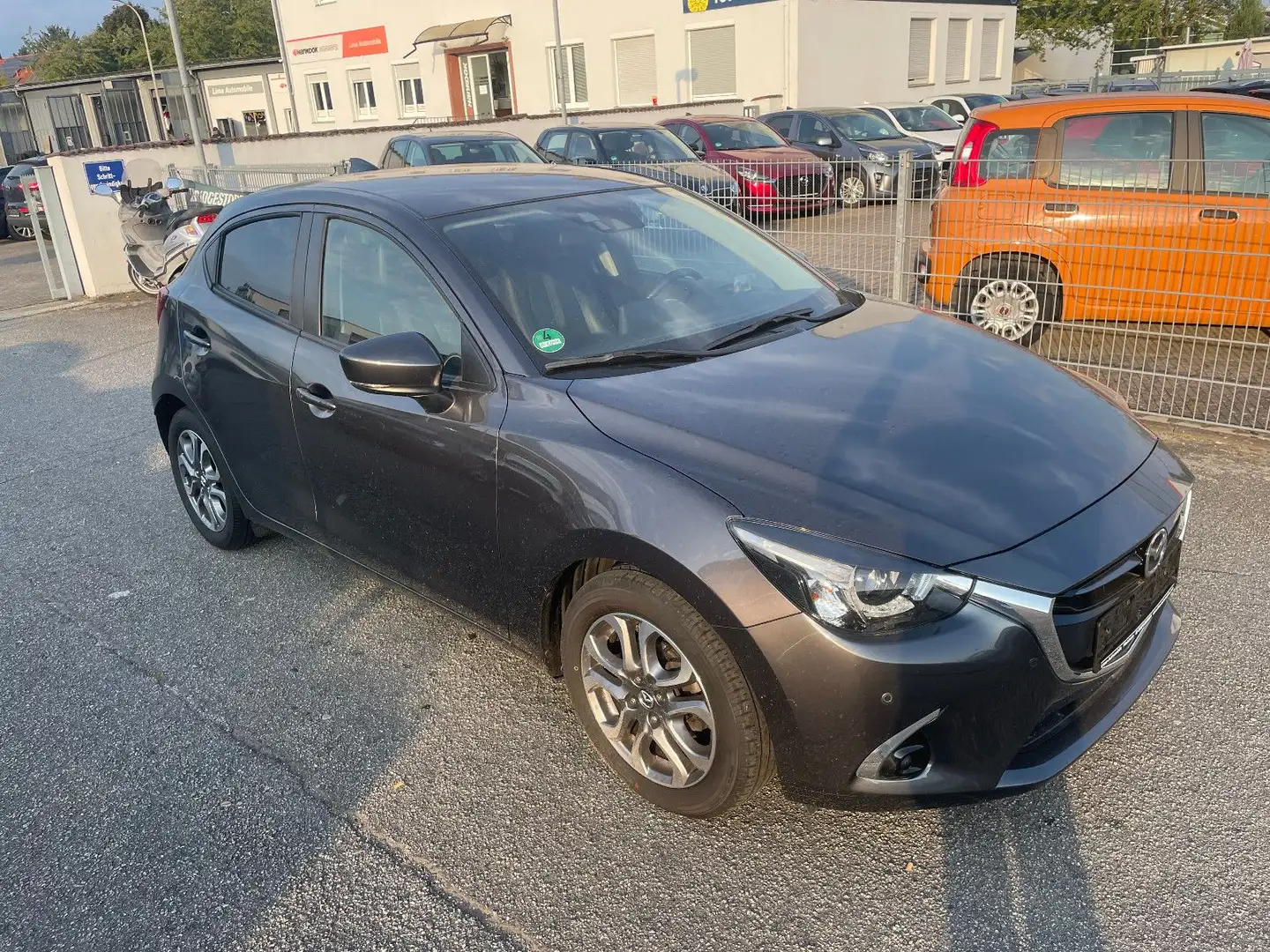 Mazda 2 Lim. Kizoku Intense/ Grau - 2