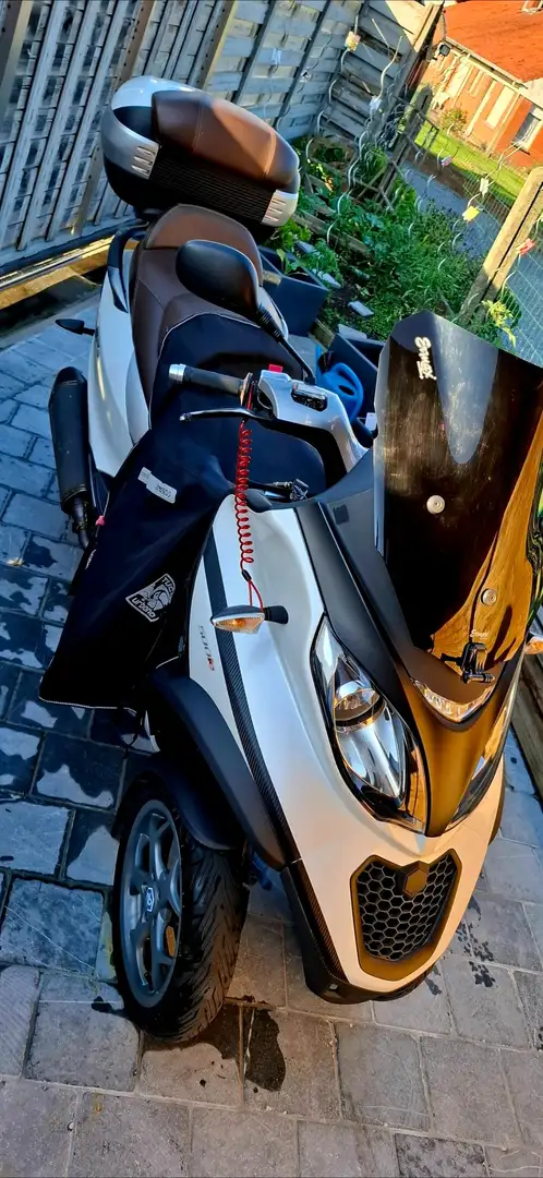 Piaggio MP3 500 Ie business Bílá - 2