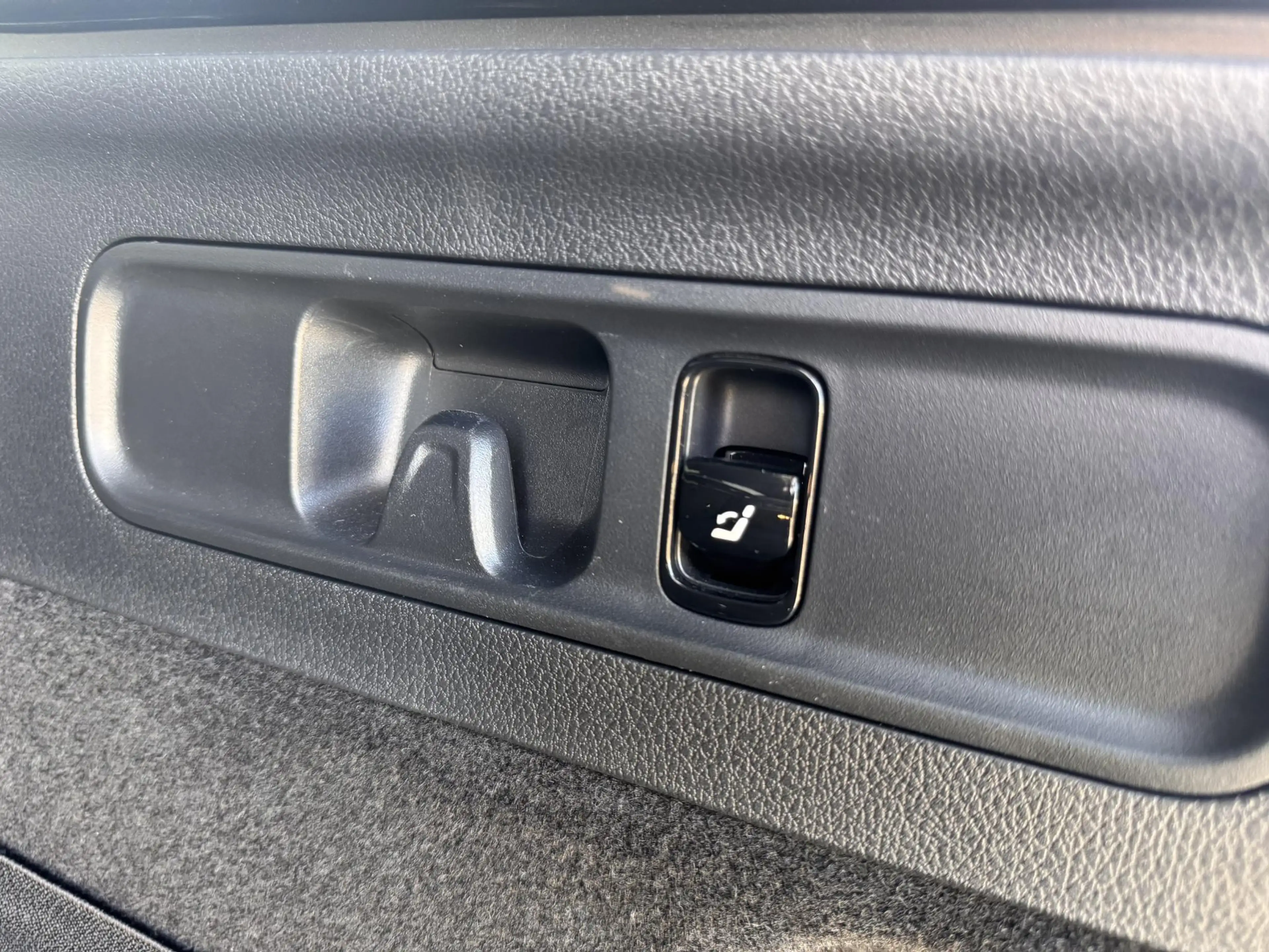 Mercedes-Benz GLC 200 GLC 4MATIC Luxury Line — photo 12