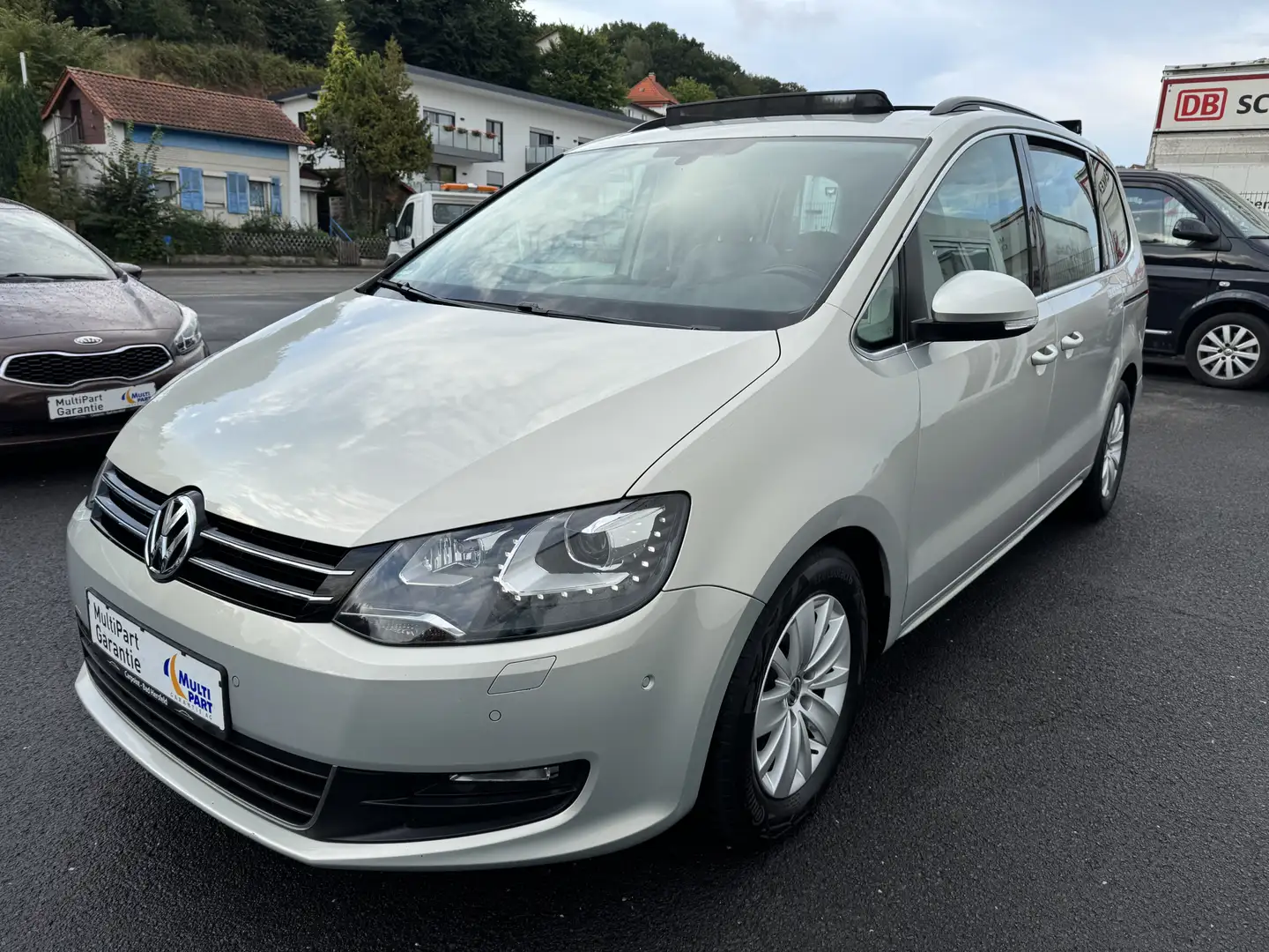 Volkswagen Sharan 2.0 TDI Comfortline BlueMotion| NAVI| AHK Argintiu - 2