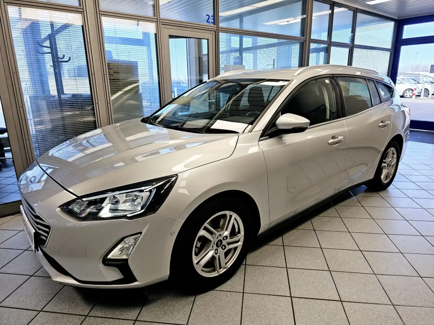 Ford Focus Cool & Connect Navi,LED,PDC,SH Silber - 2