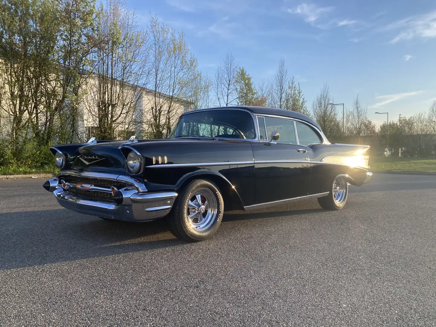 Chevrolet Bel Air 283er V8 Coupé Automatik Schwarz - 1
