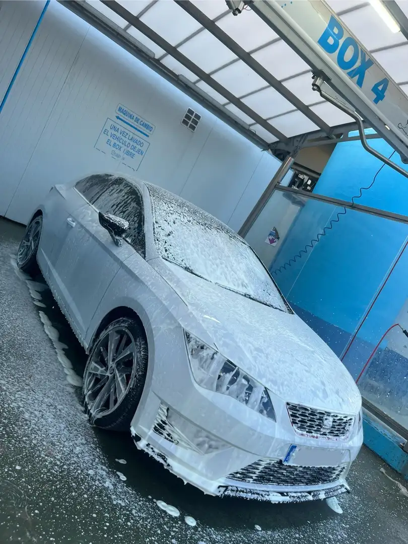 SEAT Leon León SC 1.8 TSI S&S FR 180 - 1