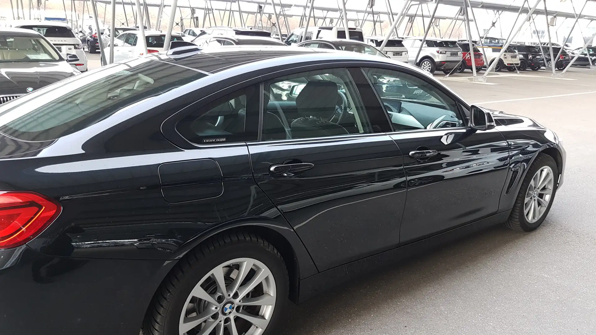 BMW 420 420d xDrive Gran Coupe Advantage Aut. Advantage Schwarz - 1
