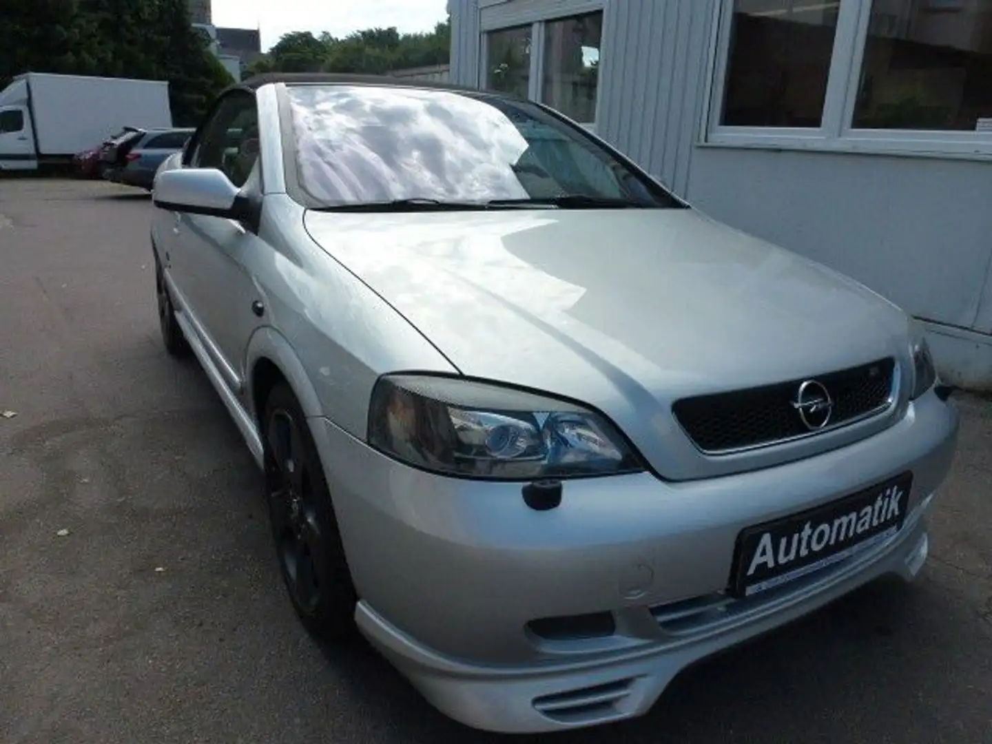 Opel Astra G Cabrio 2.2 16V Linea Rossa Bertone Autom Zilver - 2