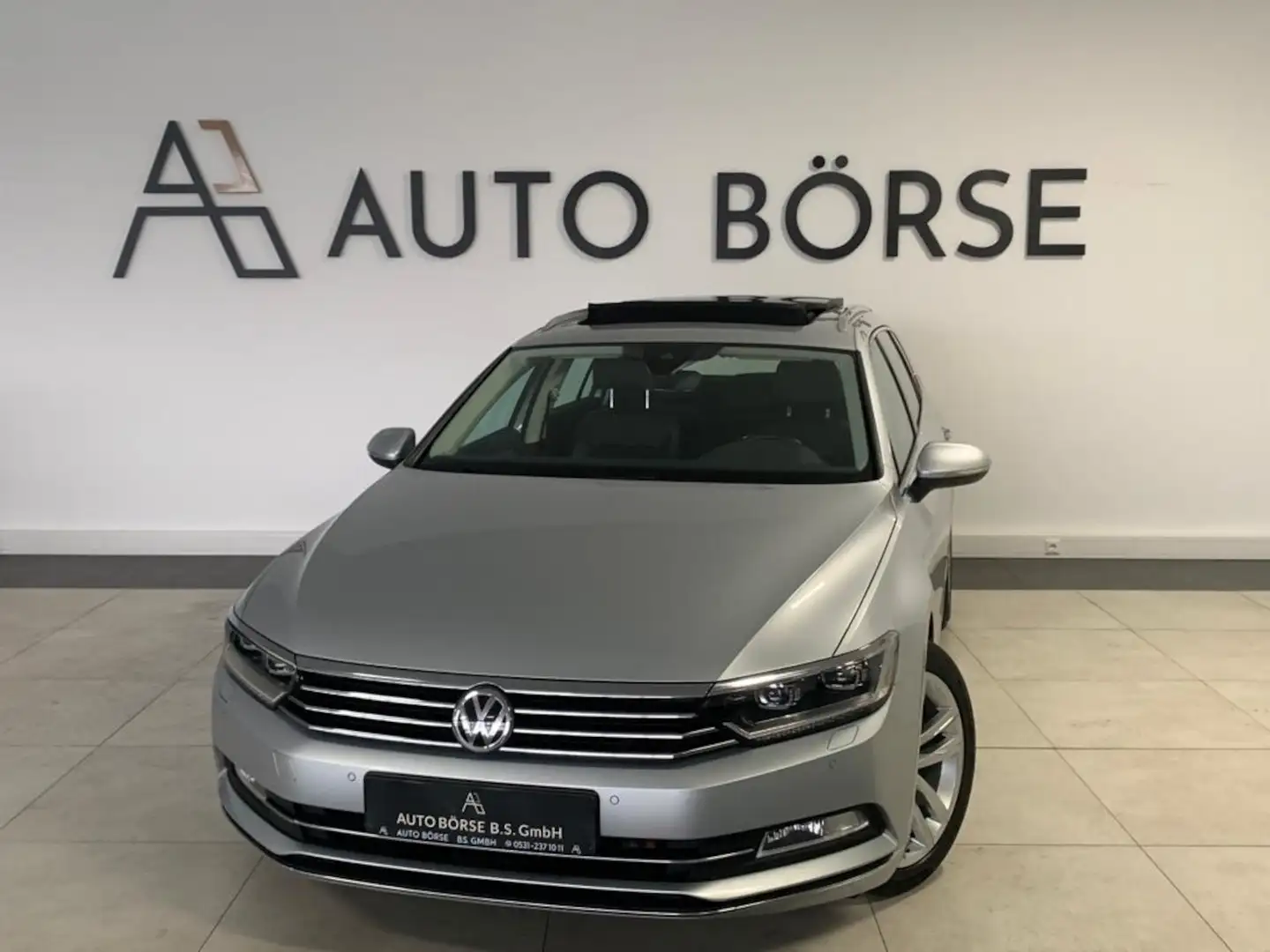 Volkswagen Passat Variant 2.0TDI HIGHLINE*PANO*ViCo*CAM*LED Zilver - 1