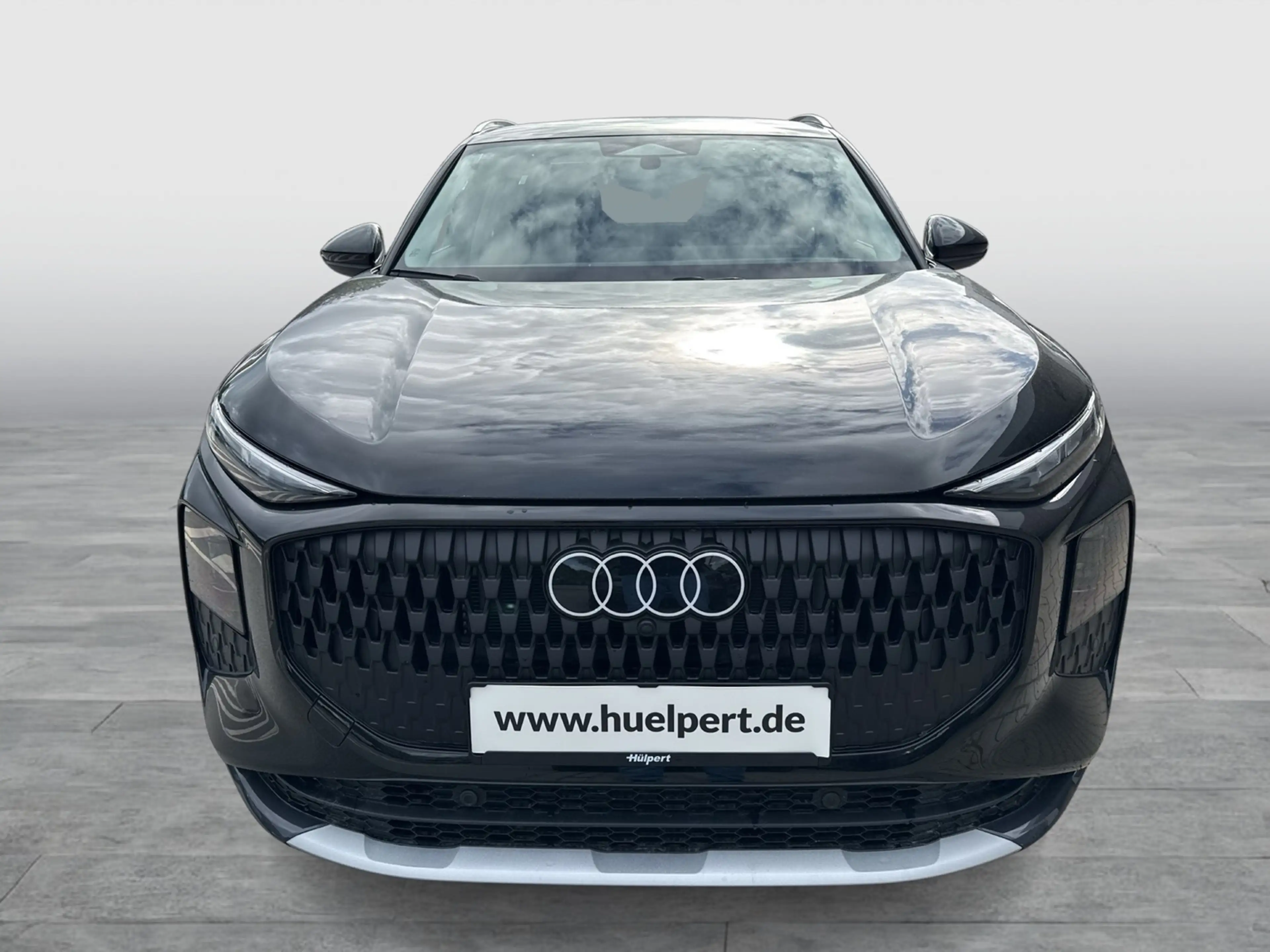 Audi Q3 advanced NEUES MODELL CAM E-KLAPPE NAVI ALU17 — photo 3