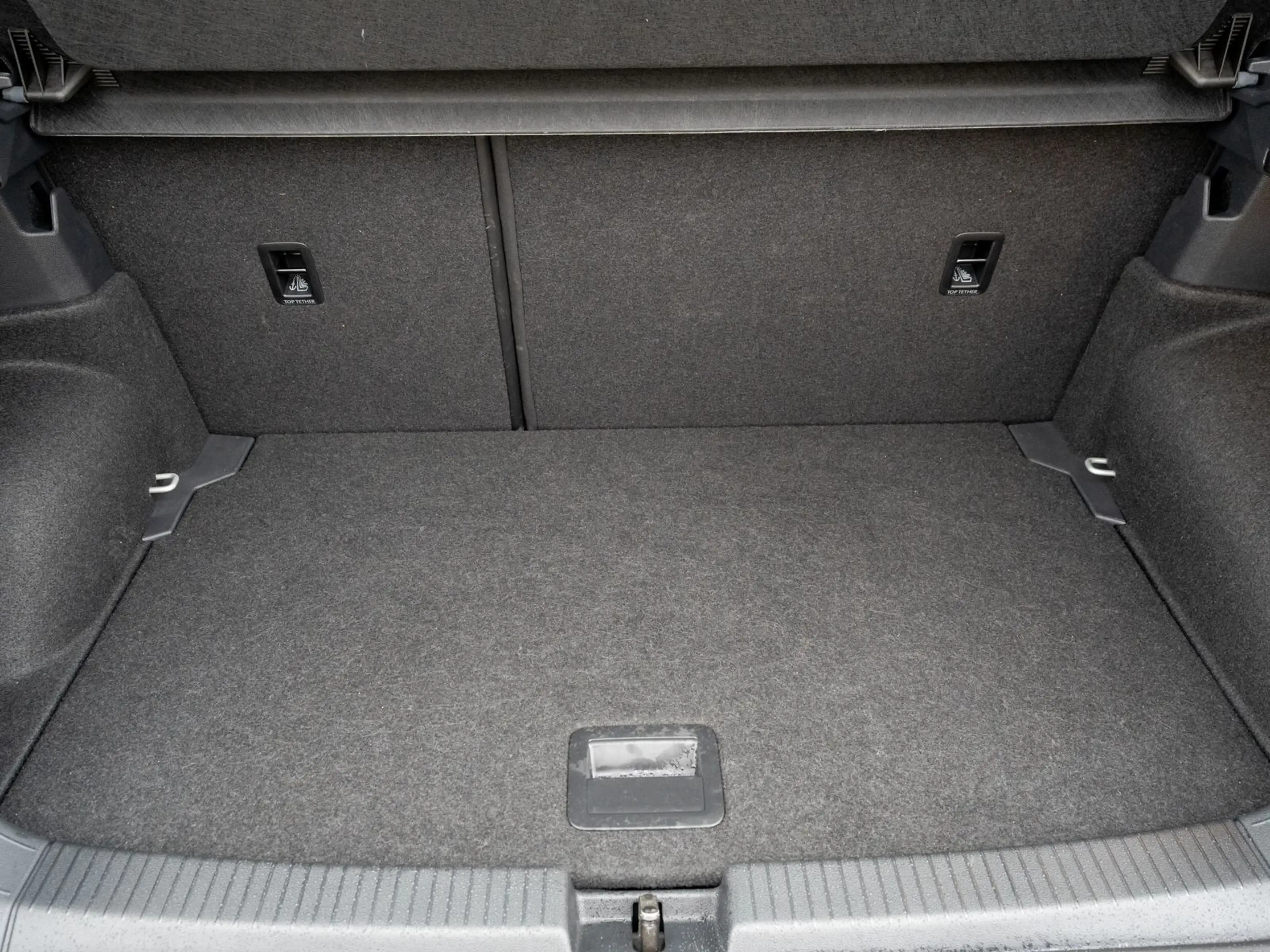 Volkswagen T-Cross Life 1.5 DSG LED Navi EFK ACC PDC SHZ — photo 9