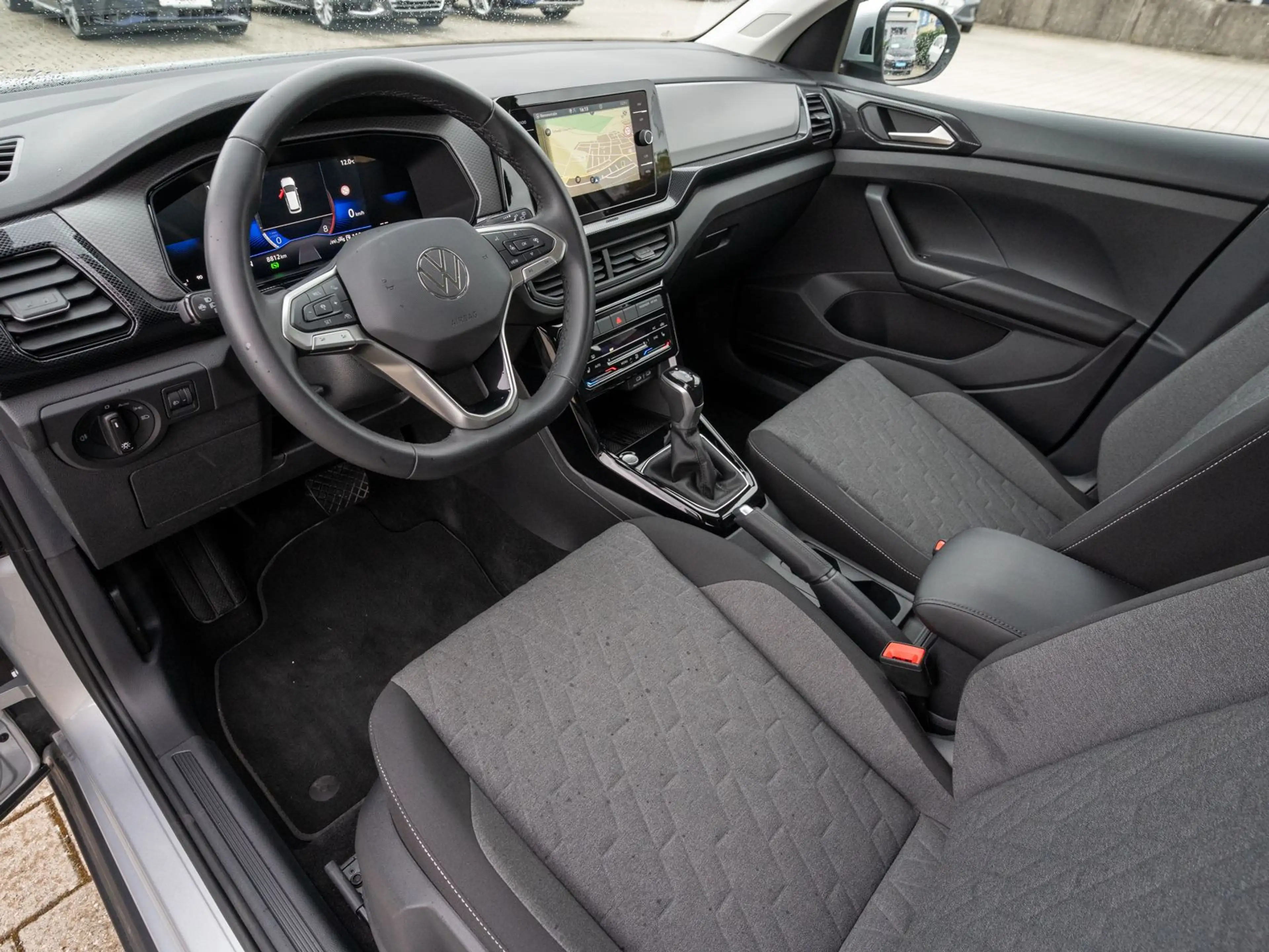 Volkswagen T-Cross Life 1.5 DSG LED Navi EFK ACC PDC SHZ — photo 12