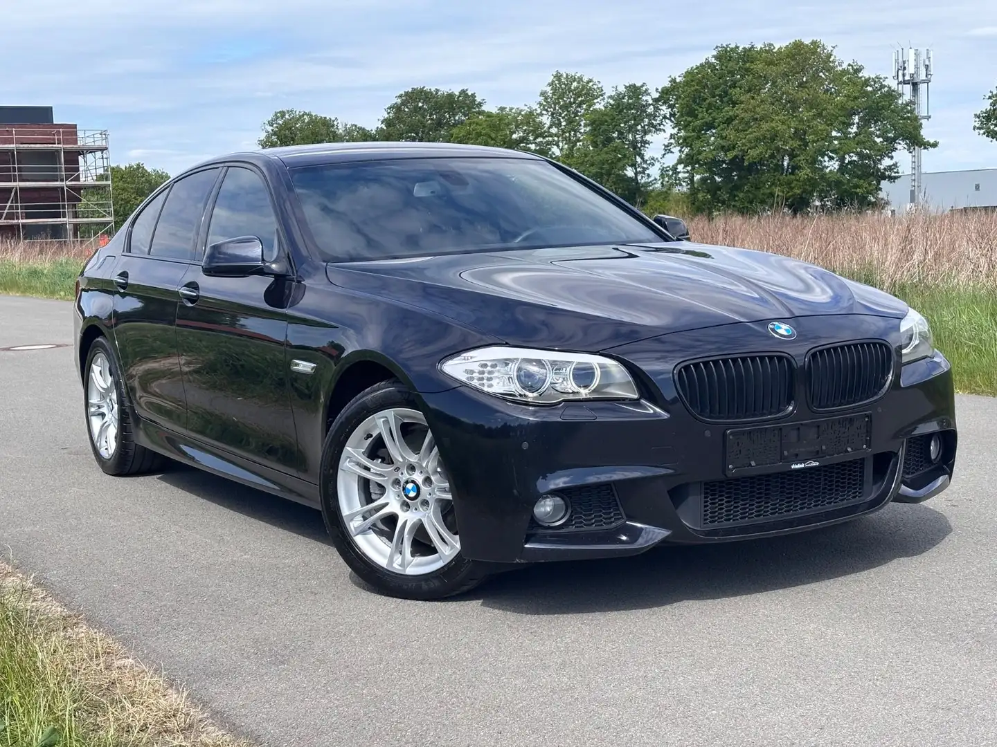 BMW 520 da Lim. M Paket-Xenon-Eur5-Navi-Voll Auss Negro - 1