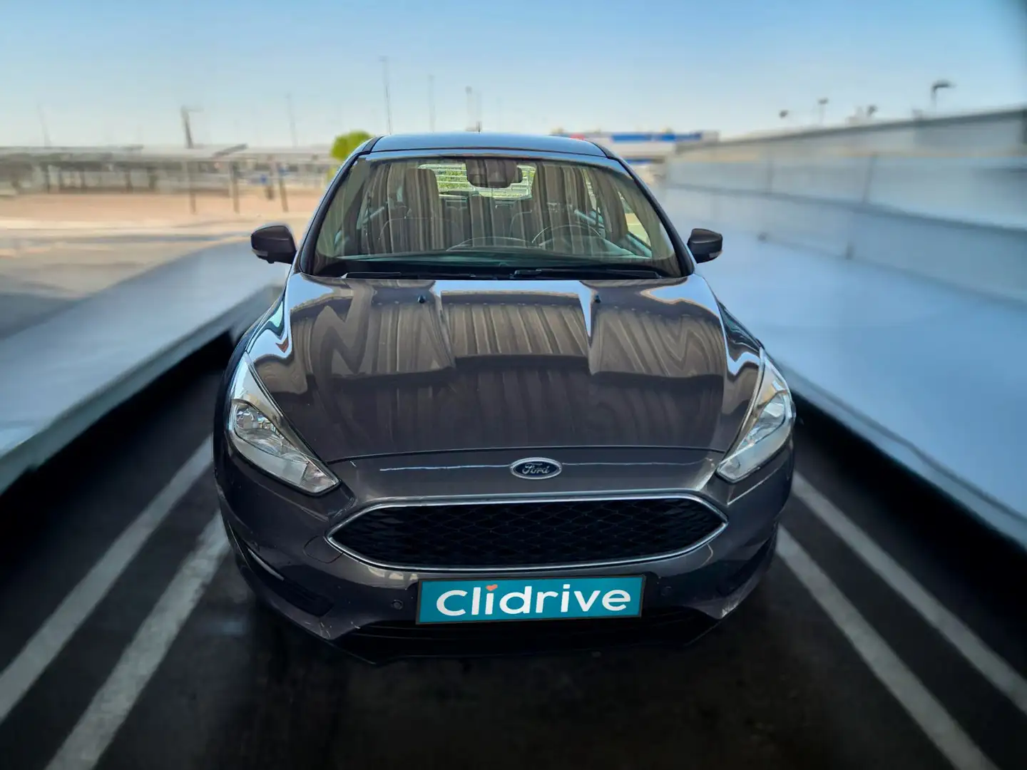 Ford Focus 1.5TDCi Trend+ 120 Gris - 2