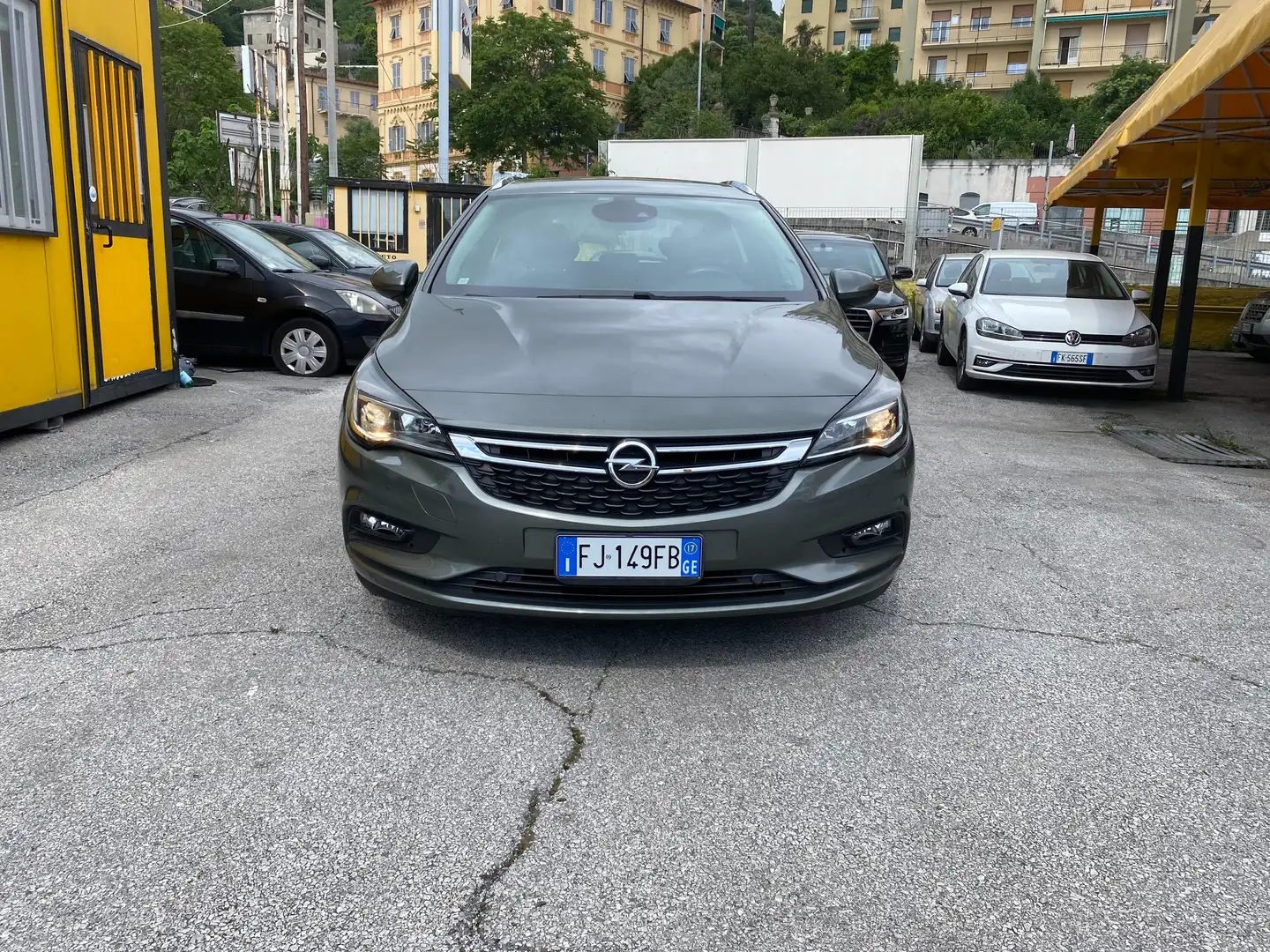 Opel Astra Astra Sports Tourer 1.6 cdti Elective s Gris - 2
