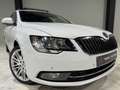 Skoda Superb 1.6 TDi 105CV NAVi T.PANO SiEGES ELEC CRUiSE CLiM+ Blanco - thumbnail 1