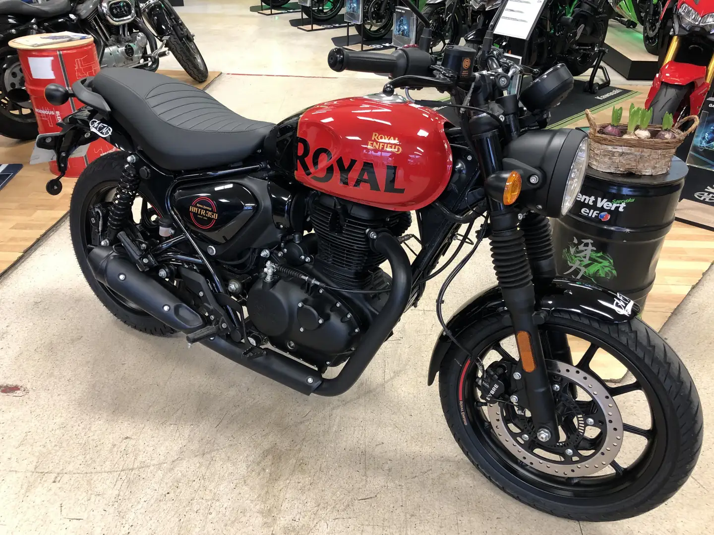 Royal Enfield Meteor 350 Roşu - 1