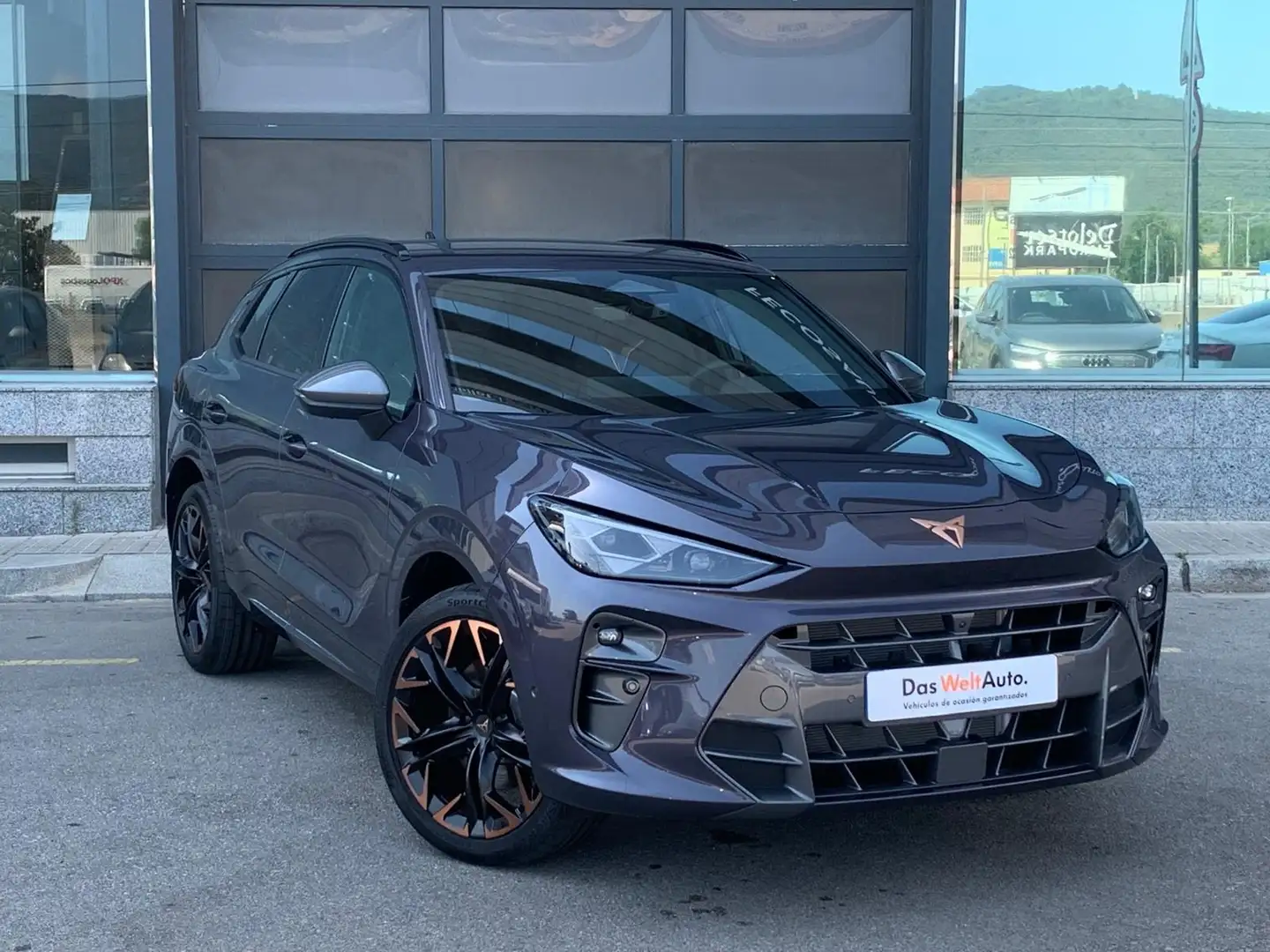 CUPRA Terramar 1.5 TSI e-Hybrid VZ 200kW DSG Paars - 2