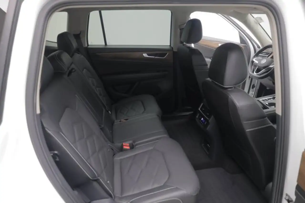 Volkswagen Atlas снимка Volkswagen Atlas