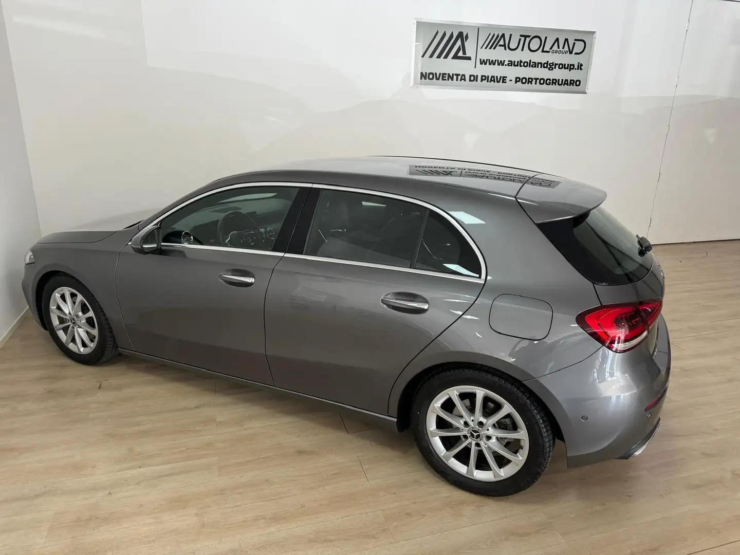 Mercedes-Benz A 200 A 200 Sport Plus auto Grigio - 2