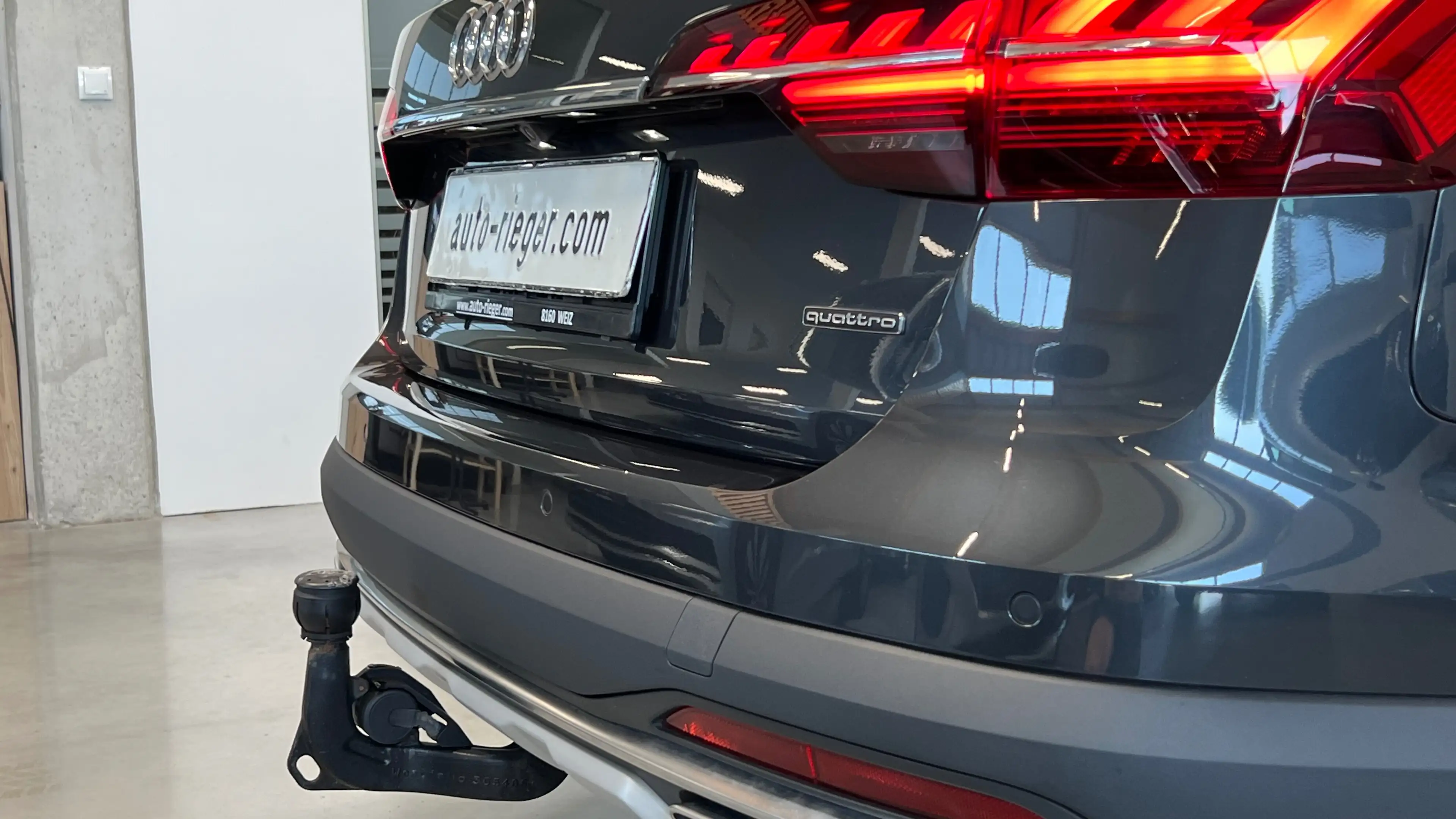 Audi A4 allroad 40 TDI quattro Memory, AHK, Kamera — photo 6