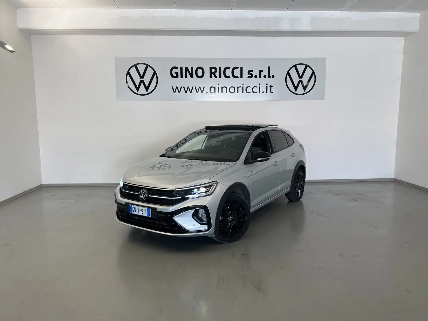 Volkswagen Taigo Taigo 1.0 TSI 115 CV DSG R-Line Argent - 1