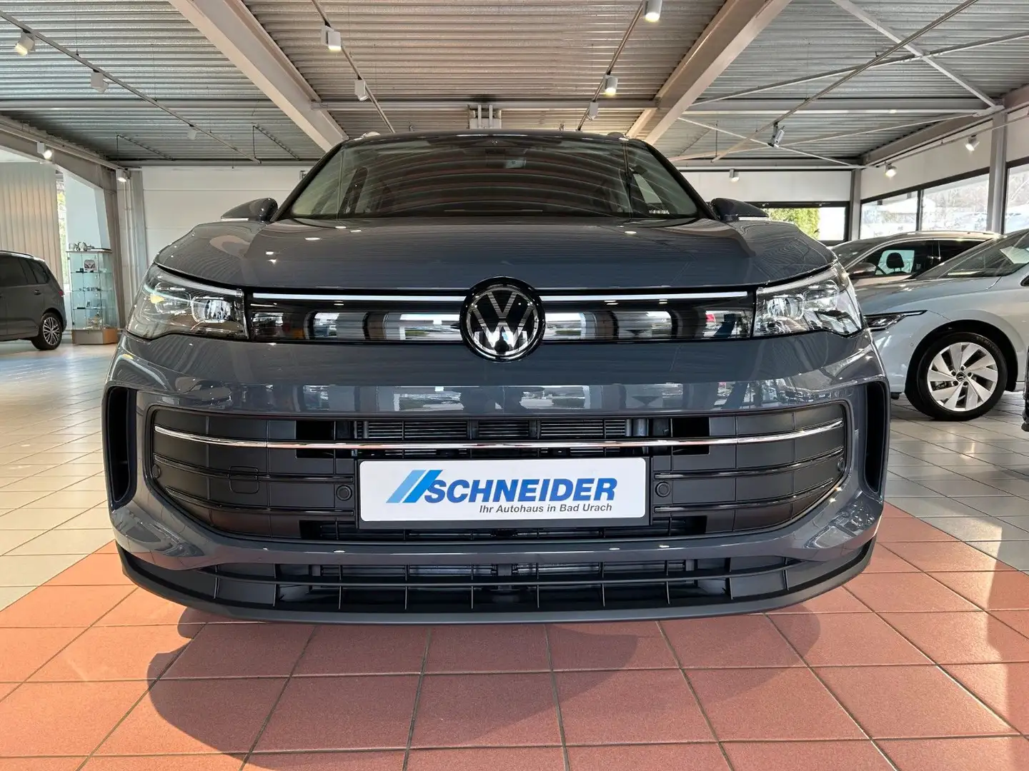 Volkswagen Tiguan Life Grau - 2